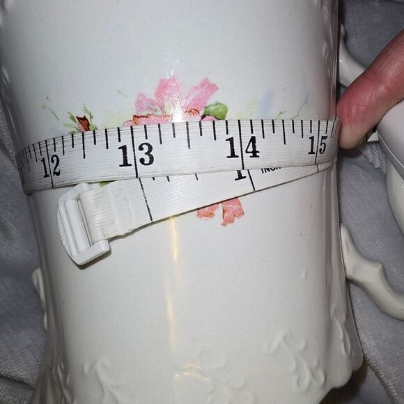 Vintage Vase with Brier Roses Pattern (VIN3) - Picture 9 of 11